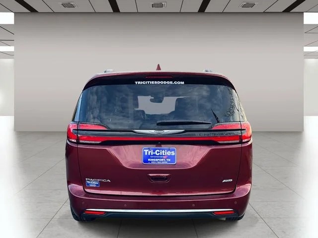 2022 Chrysler Pacifica Touring L photo 4