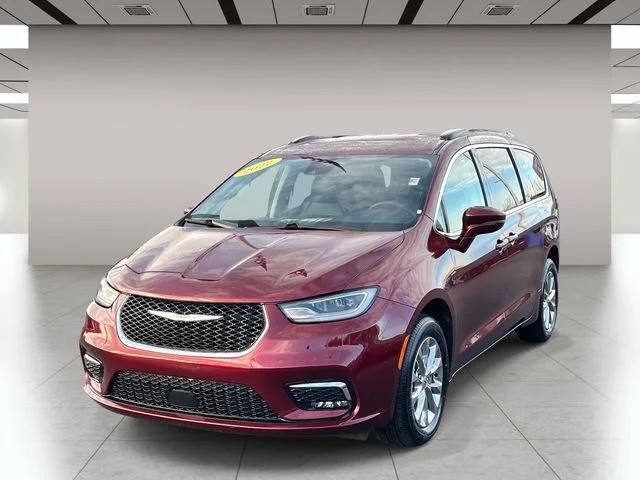 2022 Chrysler Pacifica Touring L photo 8