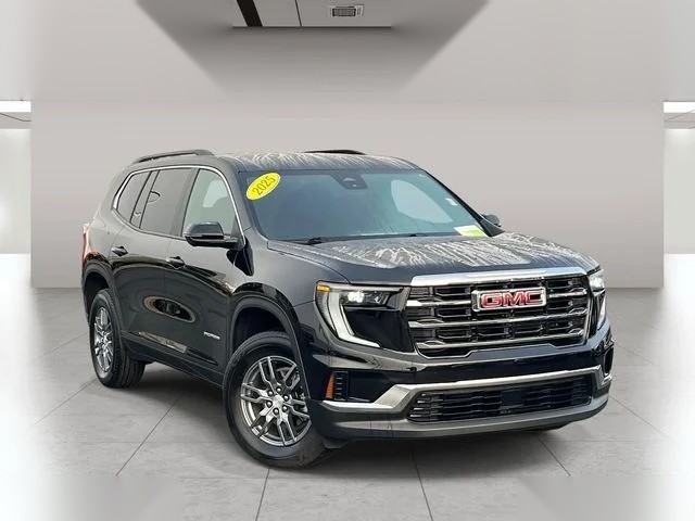 2025 GMC Acadia Elevation photo 1