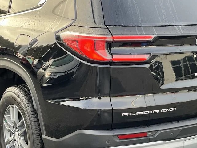 2025 GMC Acadia Elevation photo 5