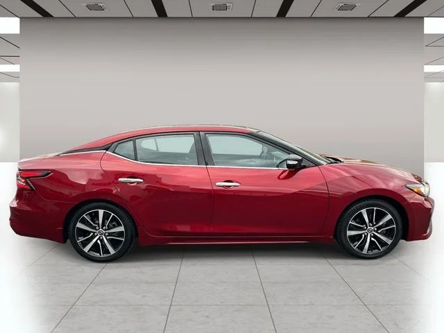 2023 Nissan Maxima SL photo 2