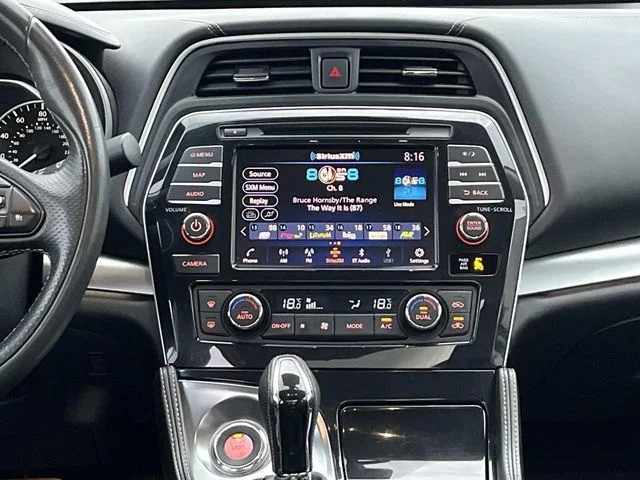 2023 Nissan Maxima SL photo 15