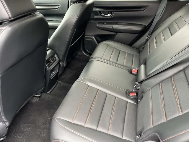 2024 Honda CR-V Hybrid Sport-L photo 18