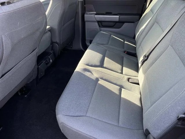 2025 Ford F-150 XLT photo 18