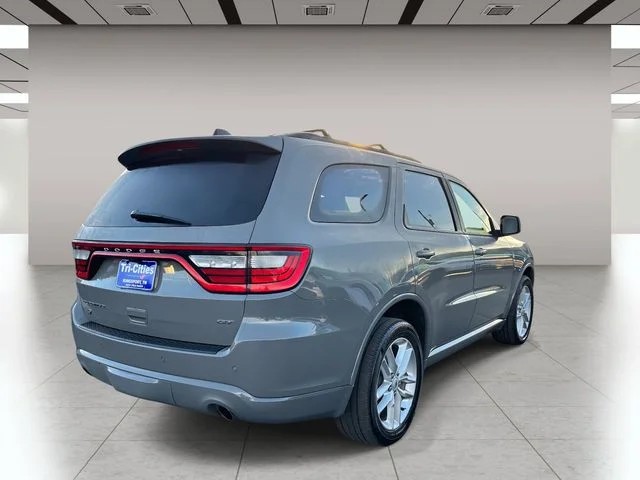 2025 Dodge Durango GT Plus photo 3