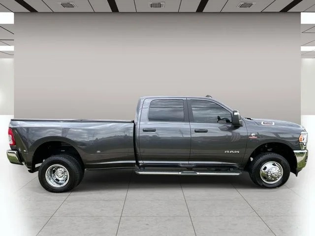 2024 Ram 3500 Big Horn photo 2
