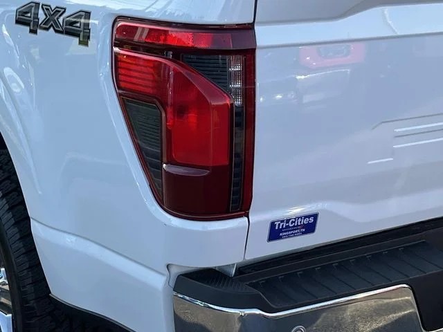 2024 Ford F-150 XLT photo 6