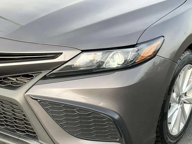 2023 Toyota Camry SE photo 10