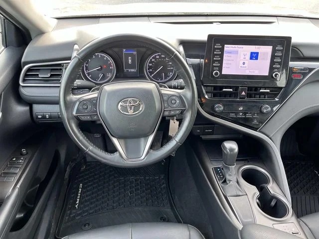 2023 Toyota Camry SE photo 12