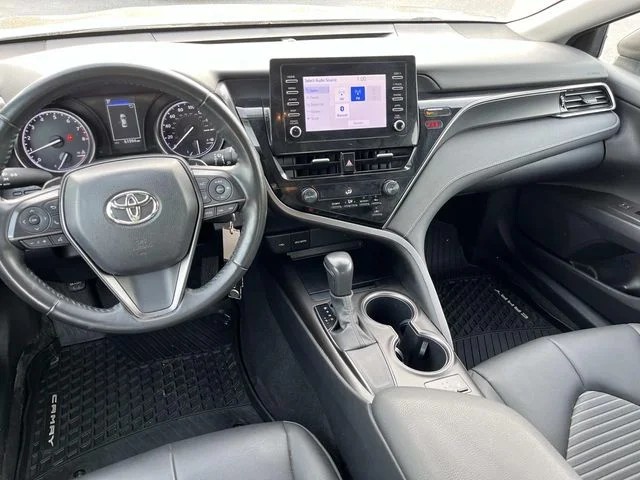 2023 Toyota Camry SE photo 13