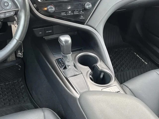 2023 Toyota Camry SE photo 14