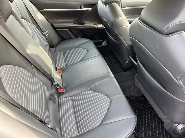 2023 Toyota Camry SE photo 19