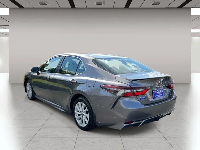 2024 Toyota Camry SE photo 6