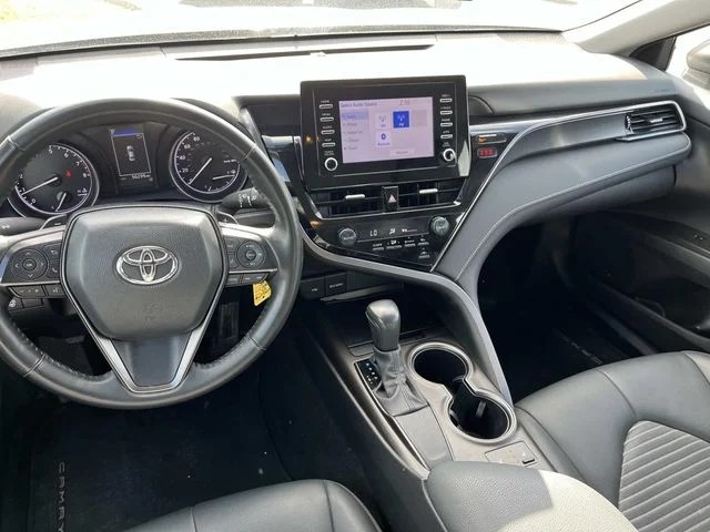 2024 Toyota Camry SE photo 13
