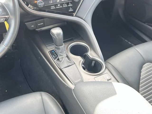 2024 Toyota Camry SE photo 14