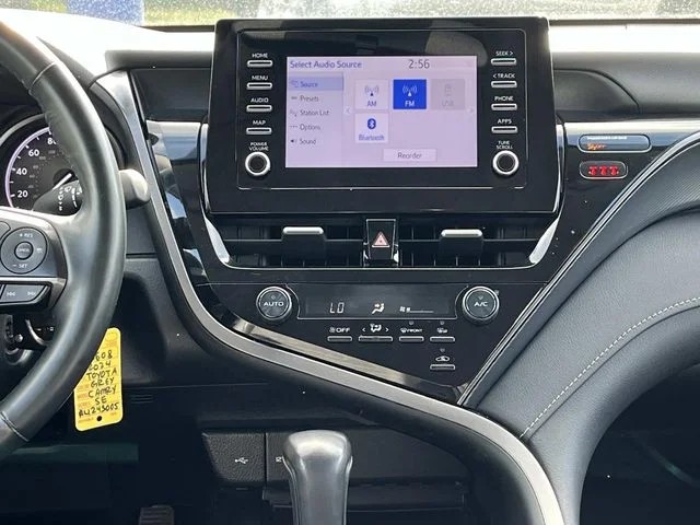 2024 Toyota Camry SE photo 15