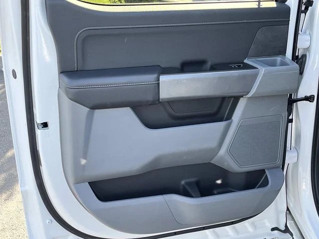 2024 Ford F-150 XLT photo 16
