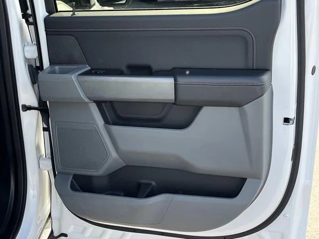 2024 Ford F-150 XLT photo 18