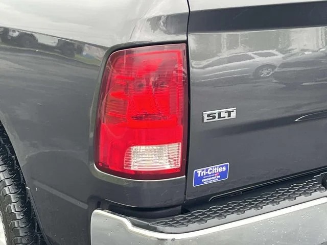 2023 Ram 1500 Classic SLT photo 6