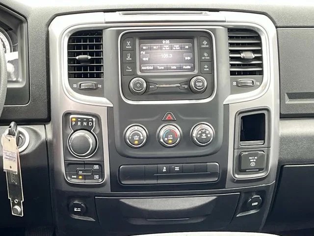 2023 Ram 1500 Classic SLT photo 16