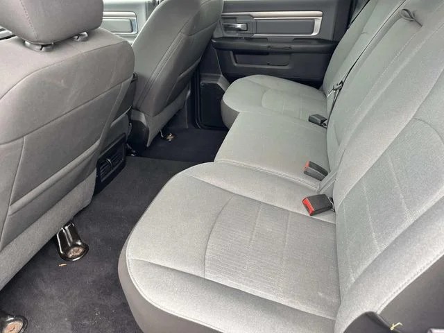 2023 Ram 1500 Classic SLT photo 18