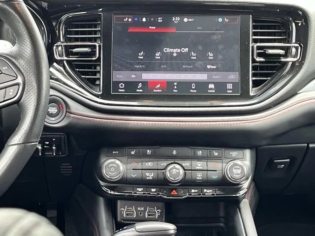 2025 Dodge Durango R/T photo 15