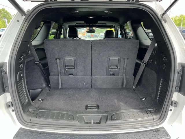 2025 Dodge Durango R/T photo 20