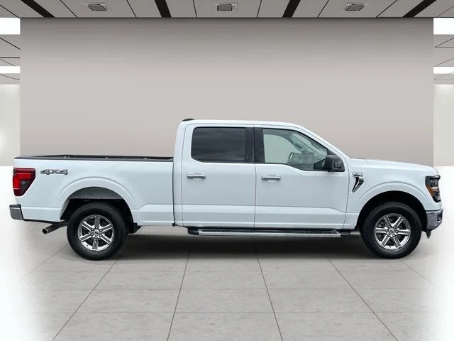 2024 Ford F-150 XLT photo 2