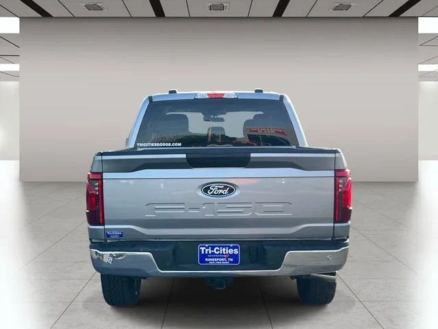 2025 Ford F-150 XLT photo 5