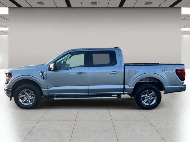2025 Ford F-150 XLT photo 8