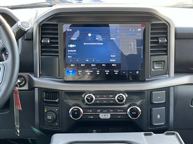 2025 Ford F-150 XLT photo 16