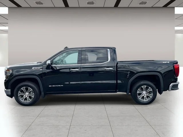 2025 GMC Sierra 1500 SLT photo 7
