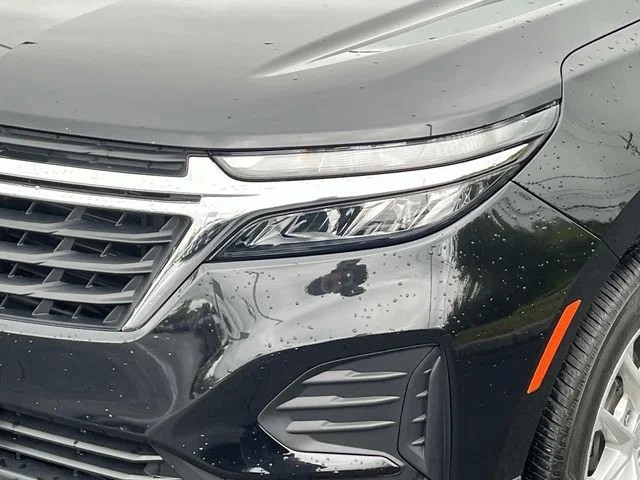 2023 Chevrolet Equinox LS photo 10