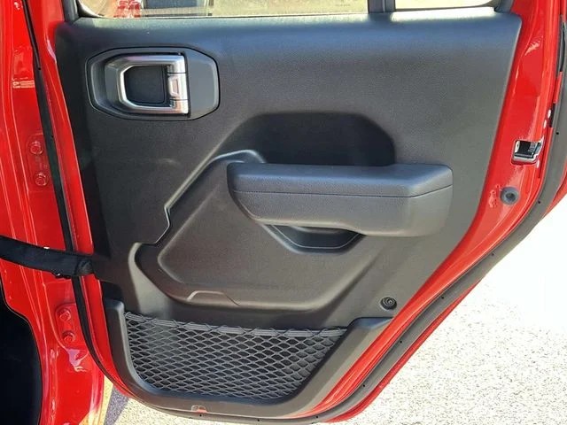 2025 Jeep Wrangler Sport S photo 16