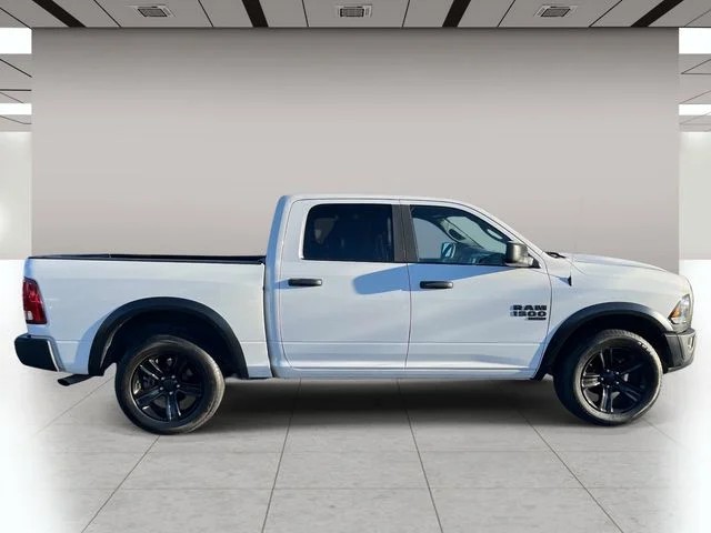 2024 Ram 1500 Classic Warlock photo 2