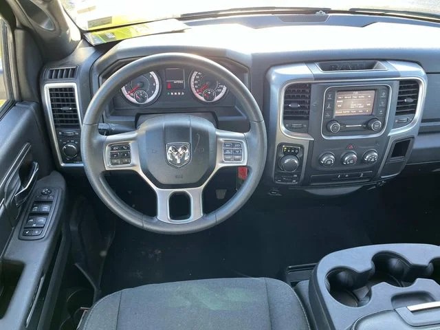 2024 Ram 1500 Classic Warlock photo 12