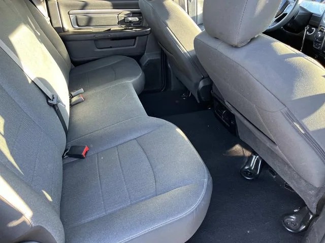 2024 Ram 1500 Classic Warlock photo 19