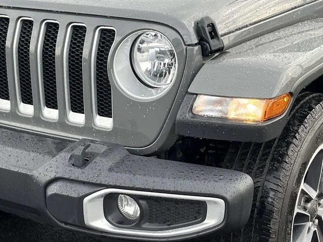 2023 Jeep Wrangler Sahara photo 10