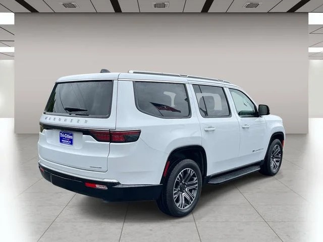 2024 Jeep Wagoneer Series II photo 3
