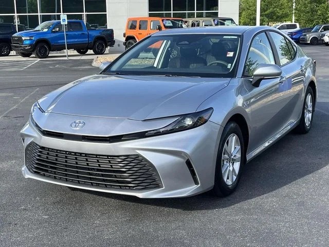 2026 Toyota Camry LE photo 13