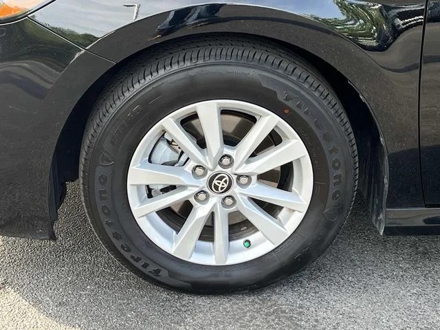 2026 Toyota Camry LE photo 11