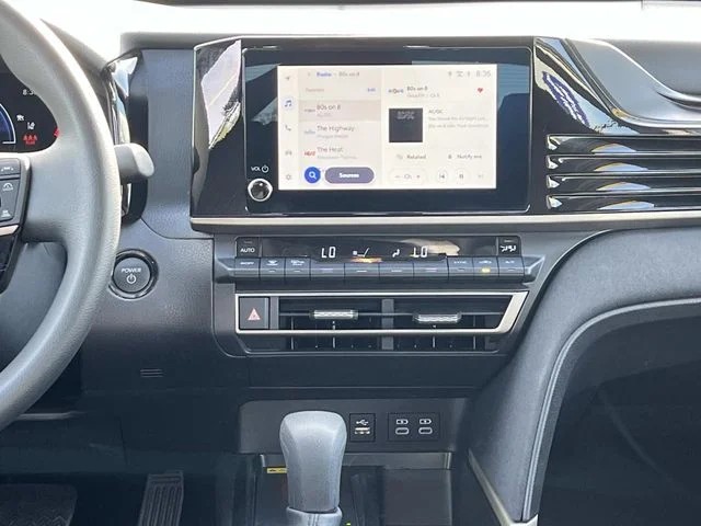 2026 Toyota Camry LE photo 15