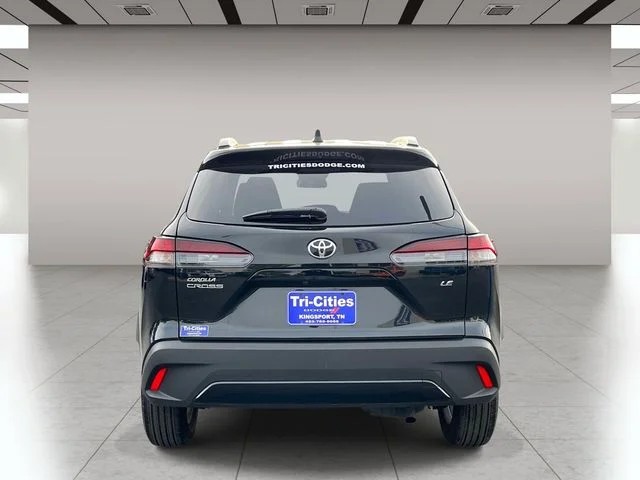 2026 Toyota Corolla Cross LE photo 4