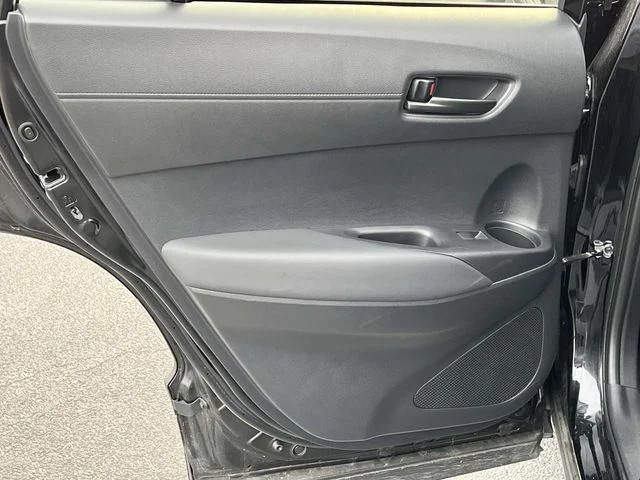 2026 Toyota Corolla Cross LE photo 14