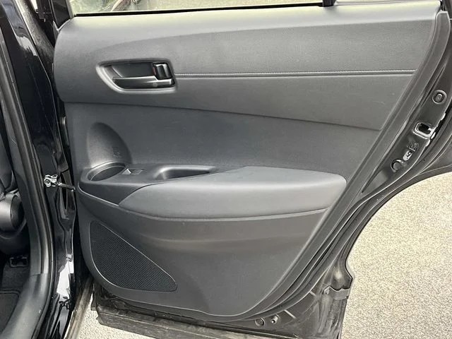 2026 Toyota Corolla Cross LE photo 17