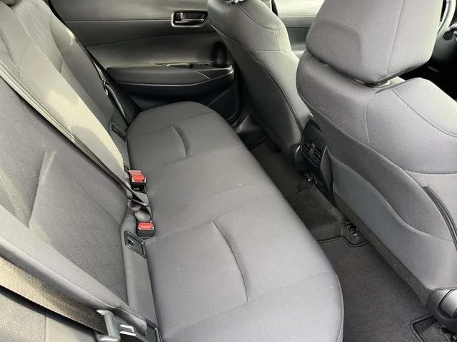 2026 Toyota Corolla Cross LE photo 18