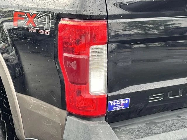 2019 Ford F-250SD Lariat photo 6