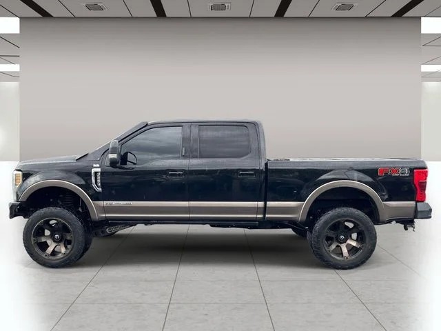 2019 Ford F-250SD Lariat photo 8