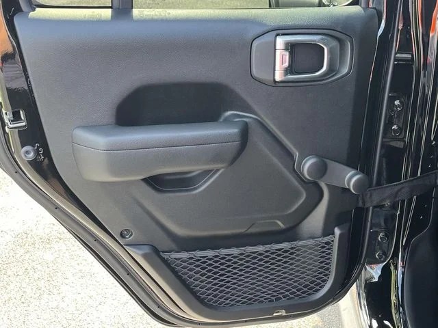 2023 Jeep Wrangler Sport photo 17
