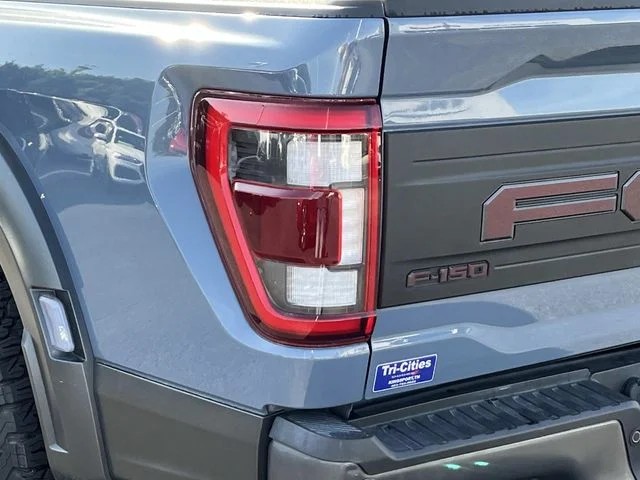 2023 Ford F-150 Raptor photo 5